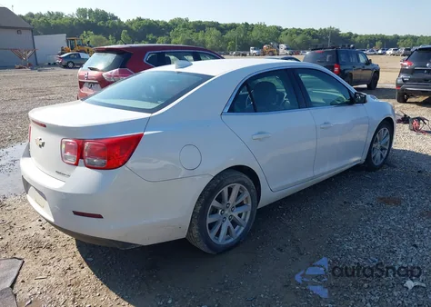 2015 Chevrolet Malibu 2Lt из США, поврежденный, VIN 1G11D5SL0FF122417